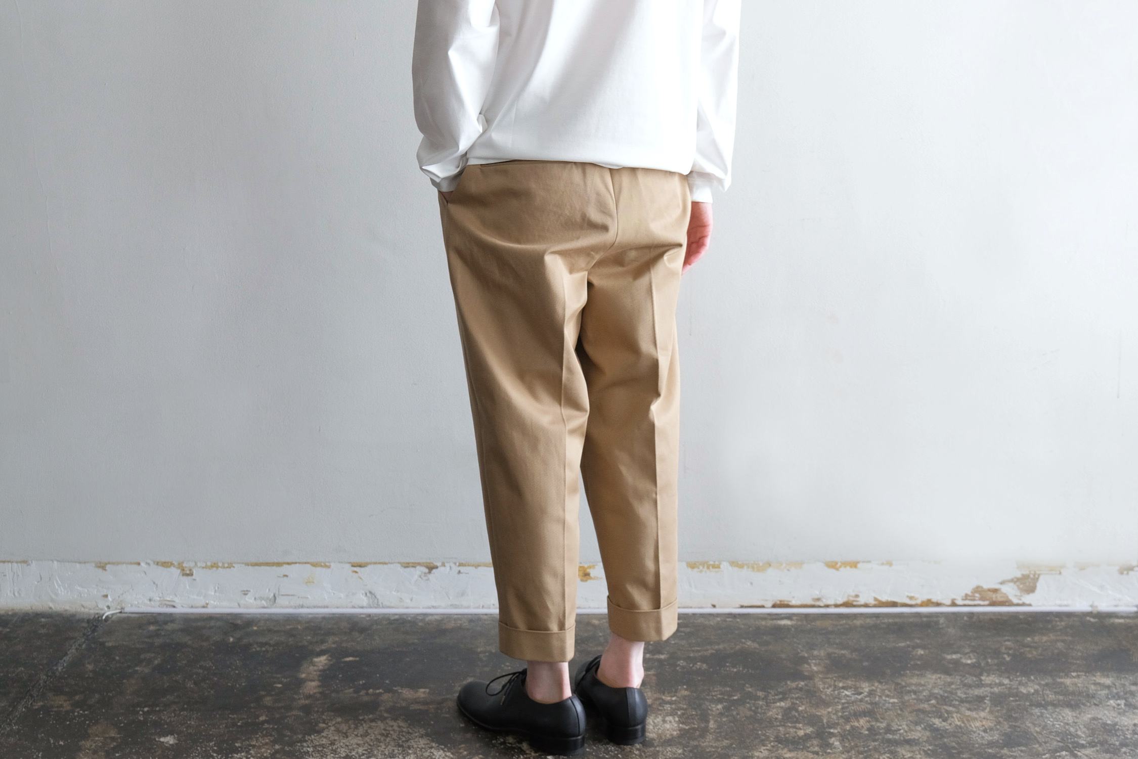 CHINO WIDE TAPERED TROUSERS | WUNDER